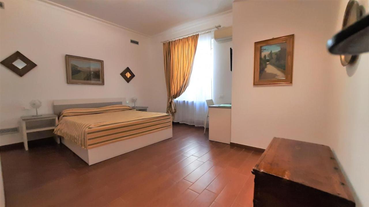 Five Bed & Breakfast Roma