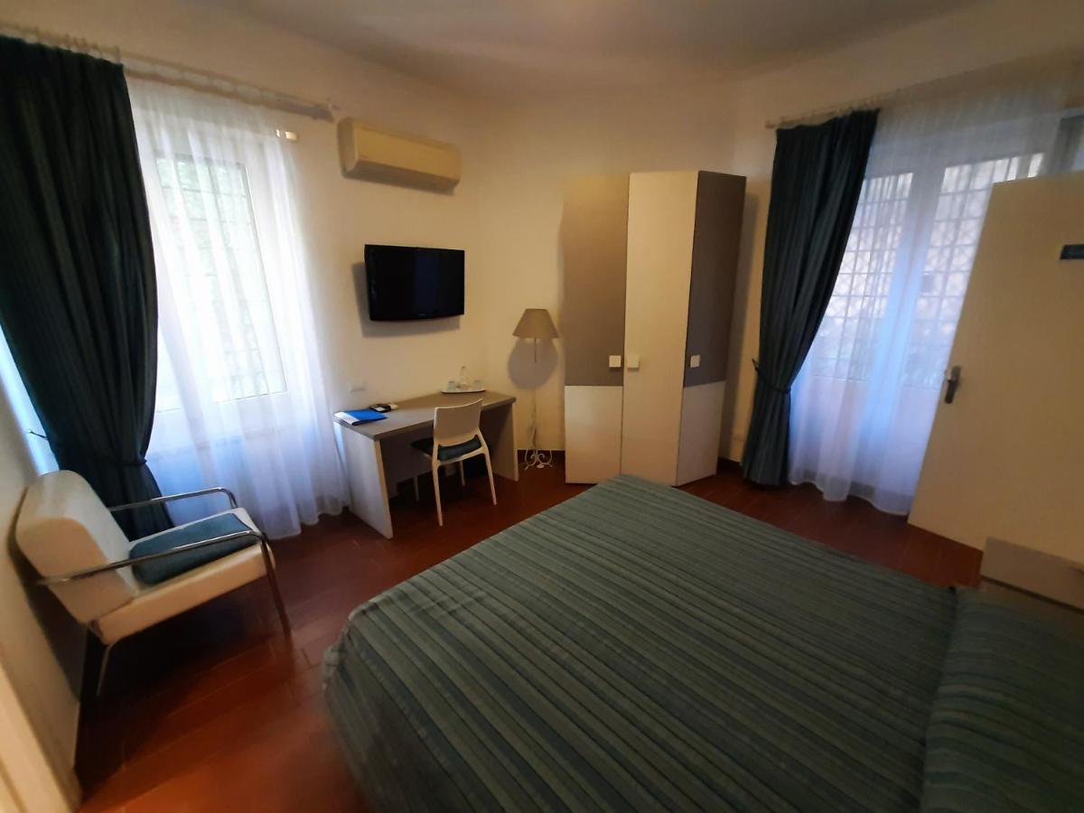 Bed and breakfast Five Roma